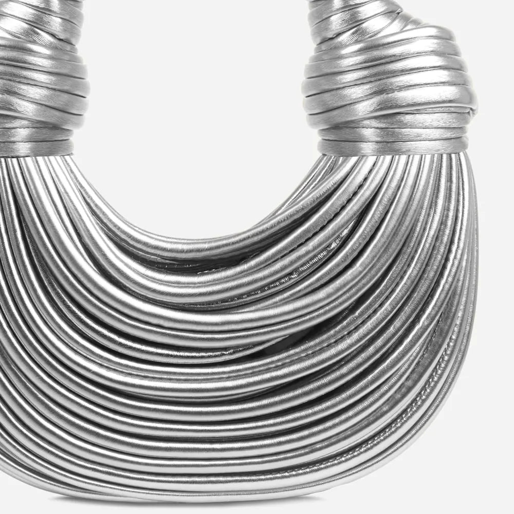 Clinbands - Luxuriöse Statement-Tasche mit elegantem Design