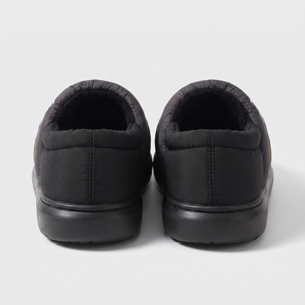 Camp-Pantoffeln geschlossen – warme Fleece-gefütterte Outdoor-Hausschuhe