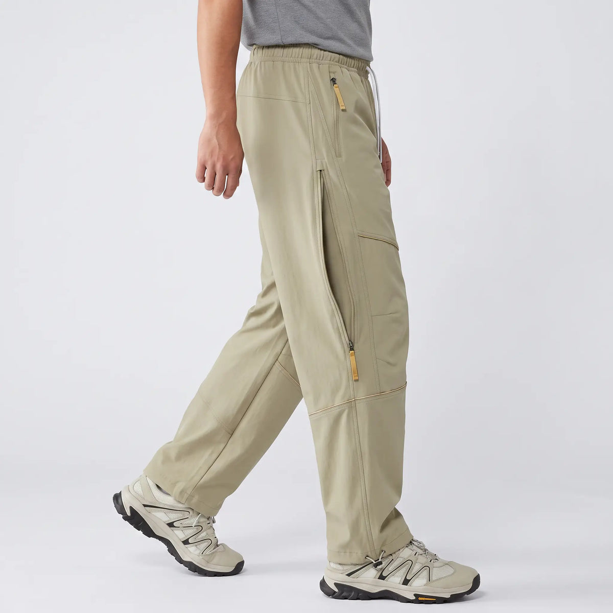 Wanderhose weites Bein – wasserabweisende Softshell-Gehhose