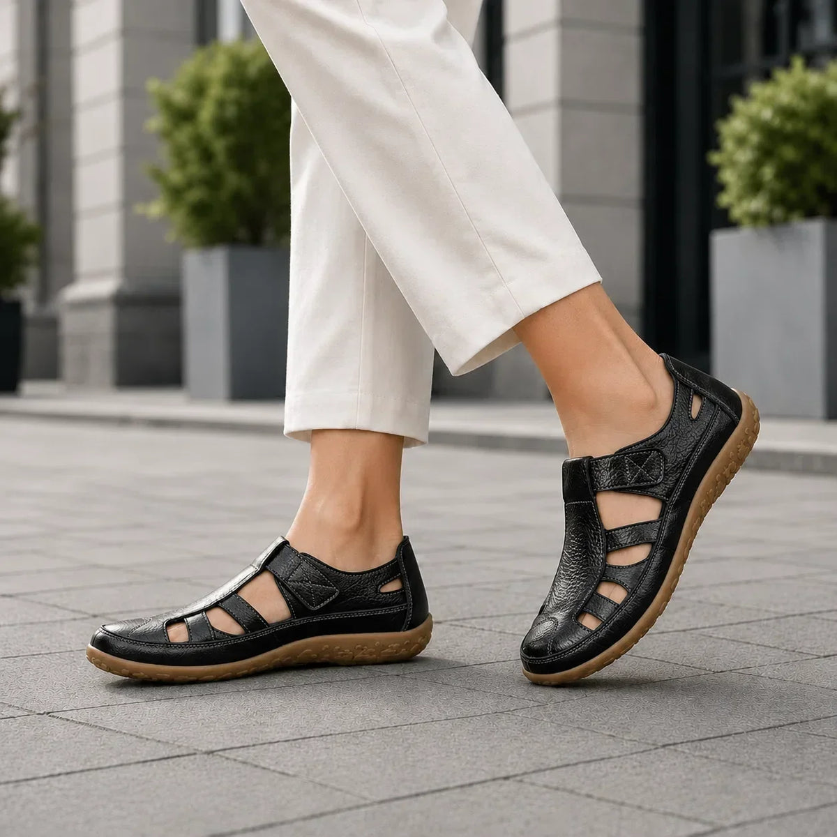 Komfortschuhe aus Leder mit breiter Zehenbox