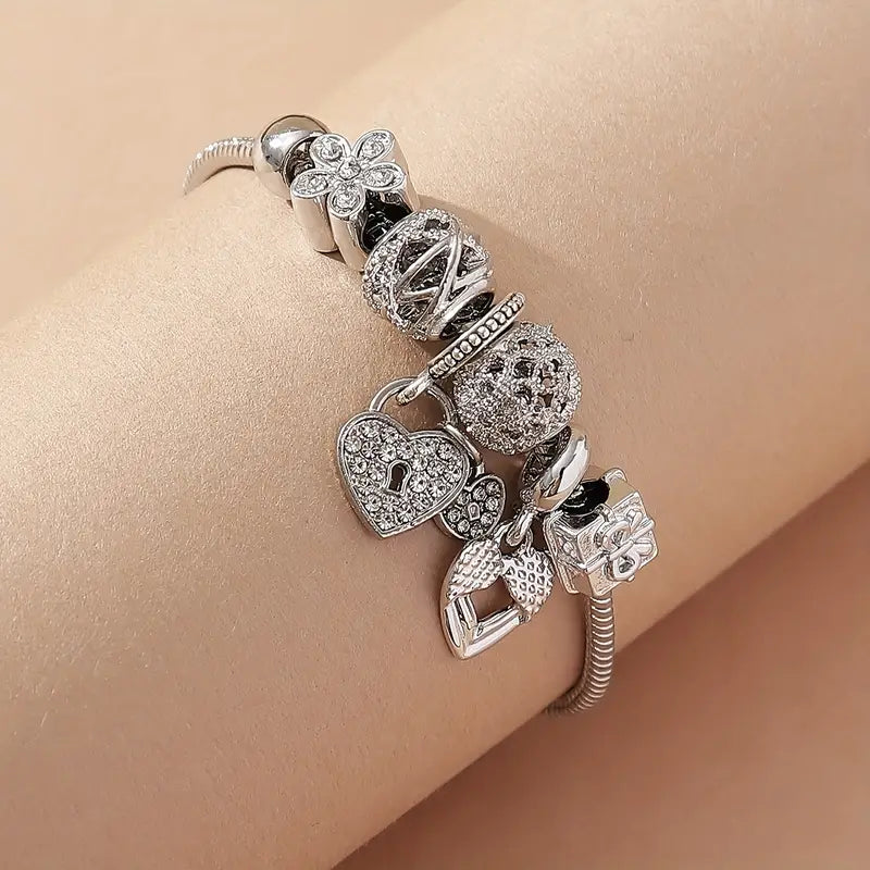 Clinbands Modisches Armband mit Strasssteinen und Blumen