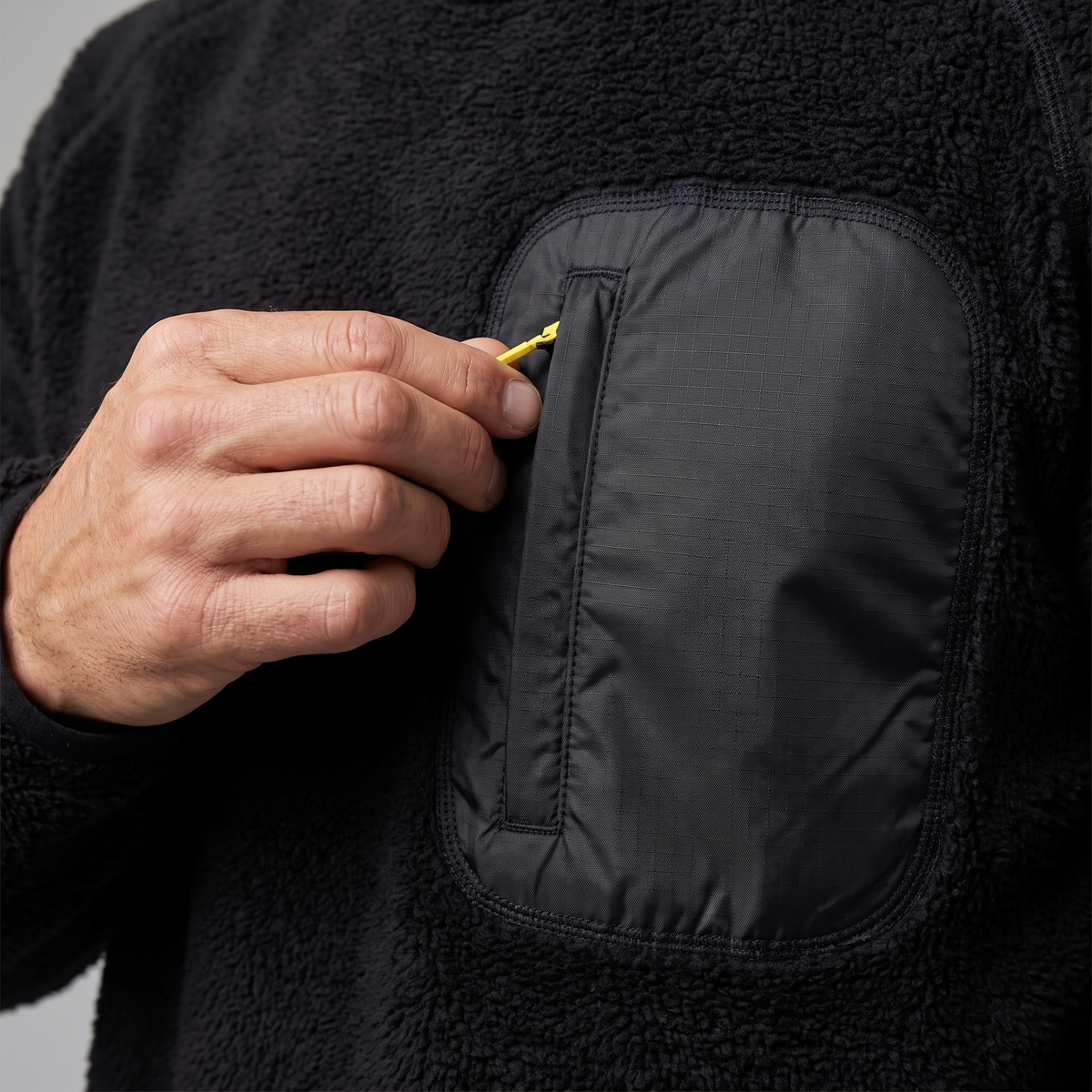 Fleece-Hoodie – Sherpa-Pullover mit Kapuze und Reißverschlusstasche
