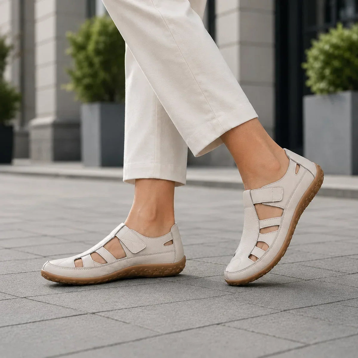 Komfortschuhe aus Leder mit breiter Zehenbox