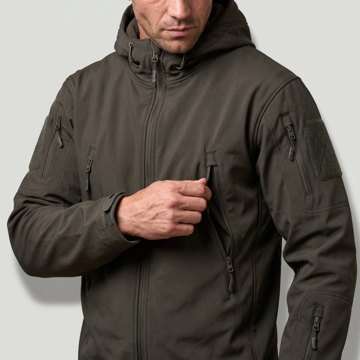 Herren Softshelljacke – Fleece-gefüttert, Kapuze, Militärstil