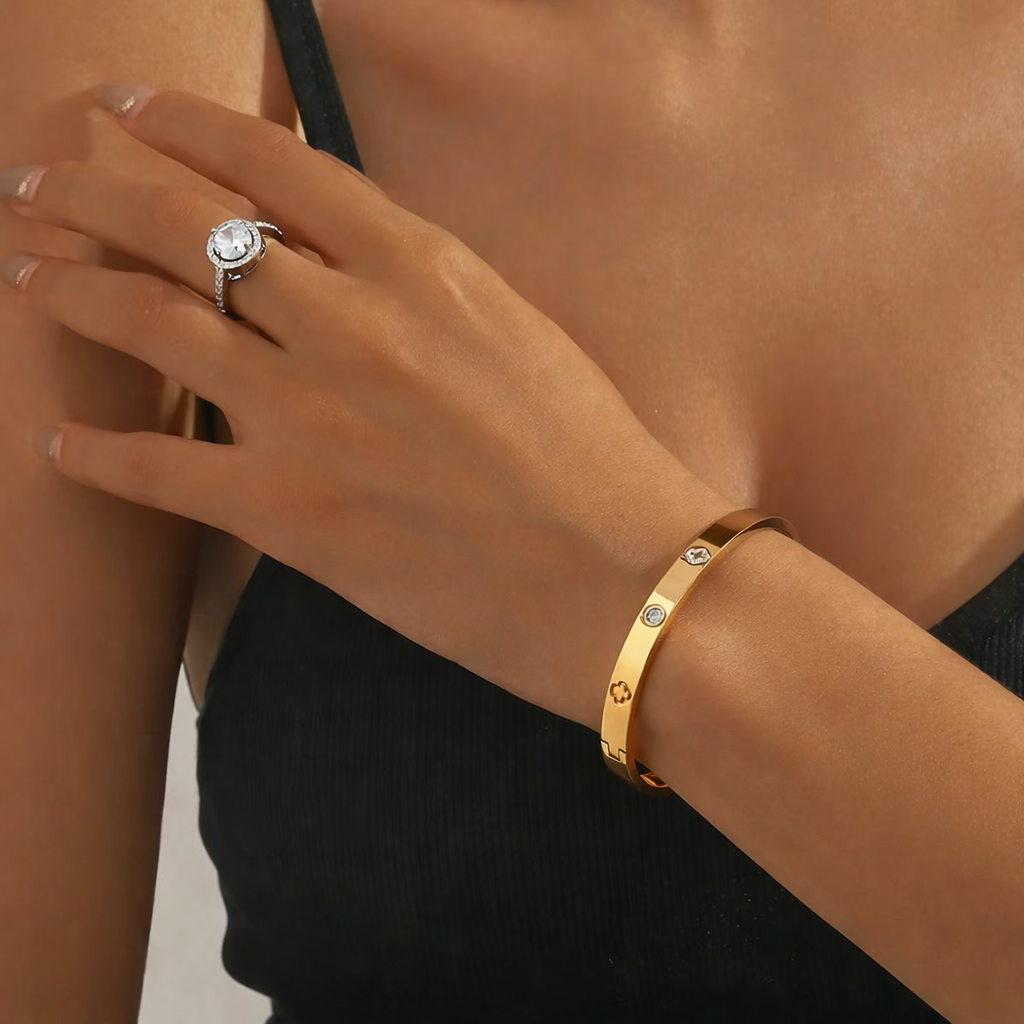 Royal Clover | Gold