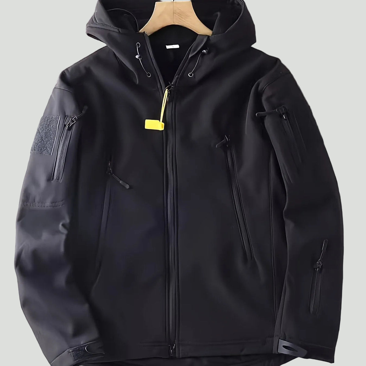 Herren Outdoor-Jacke mit Kapuze – leichte Zip-Schicht für aktiven Einsatz