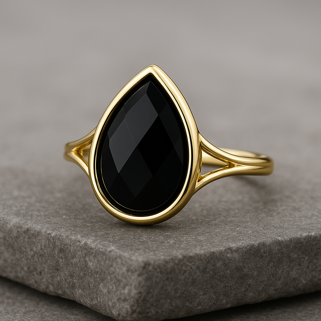 Schwarzer Onyx Ring - Nachtzauber