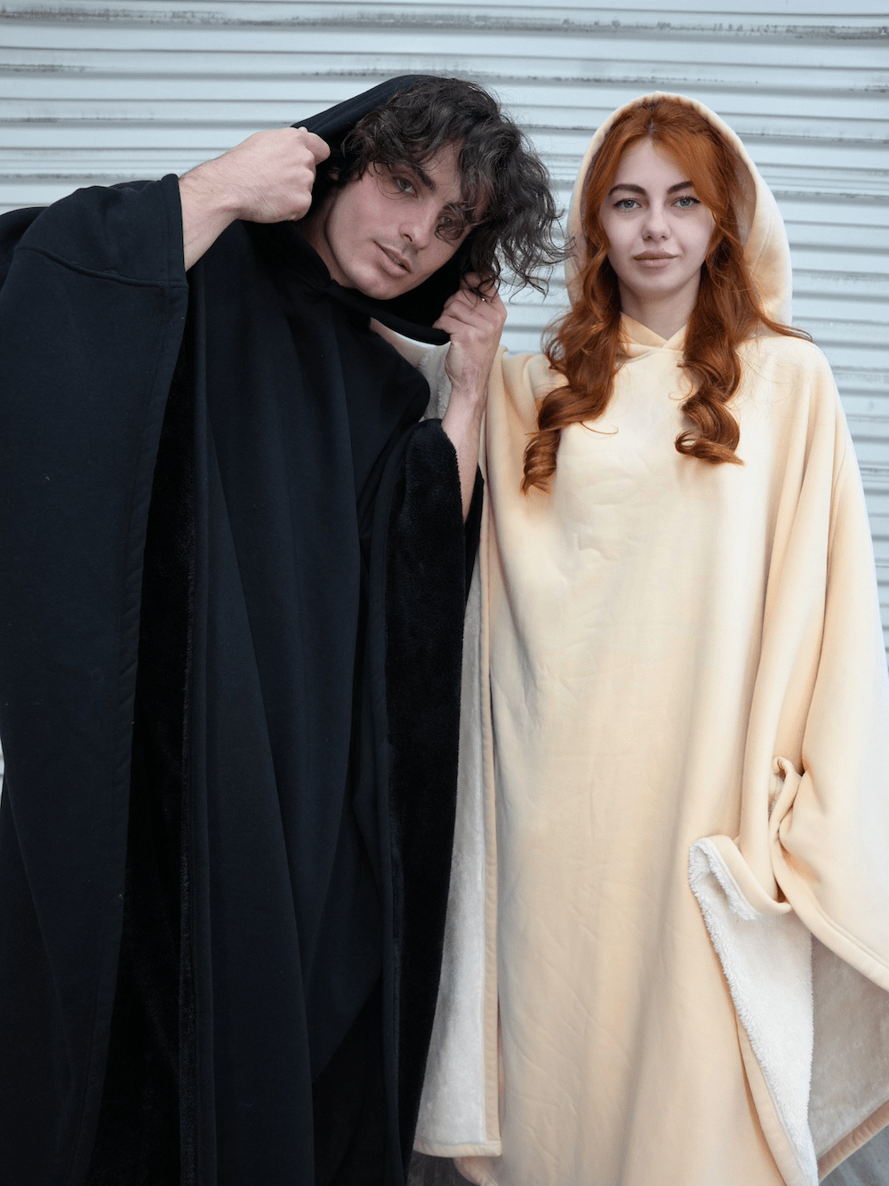 Gewichteter Cape-Hoodie