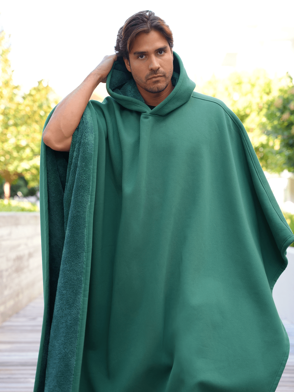 Gewichteter Cape-Hoodie