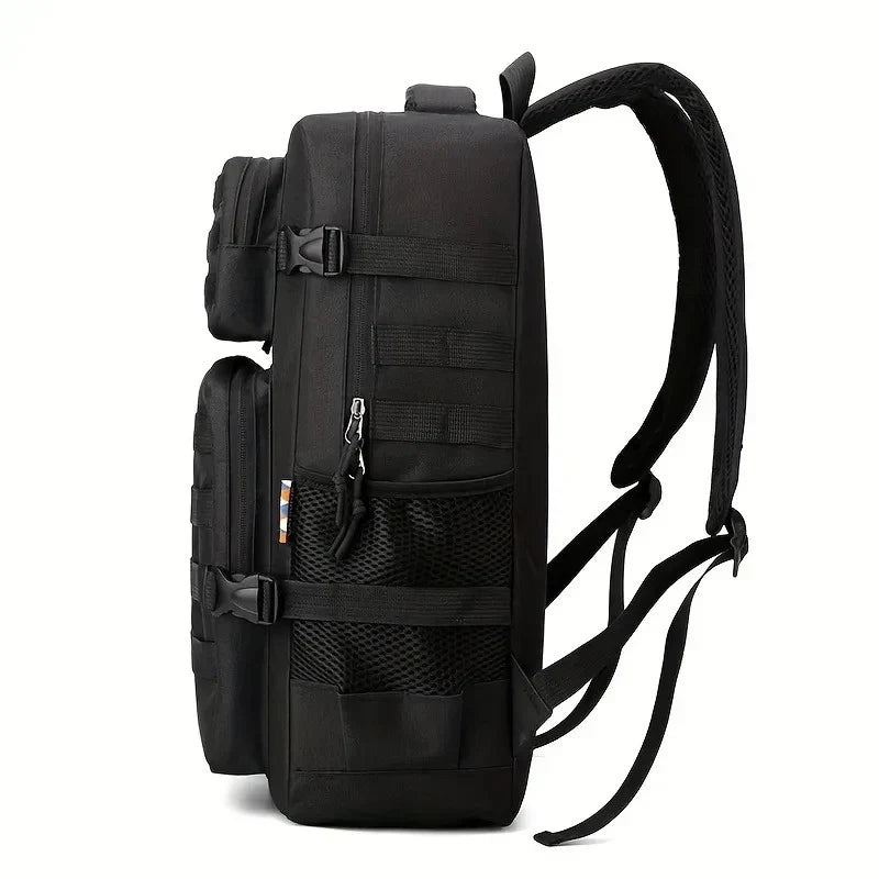 Großvolumiger taktischer Rucksack