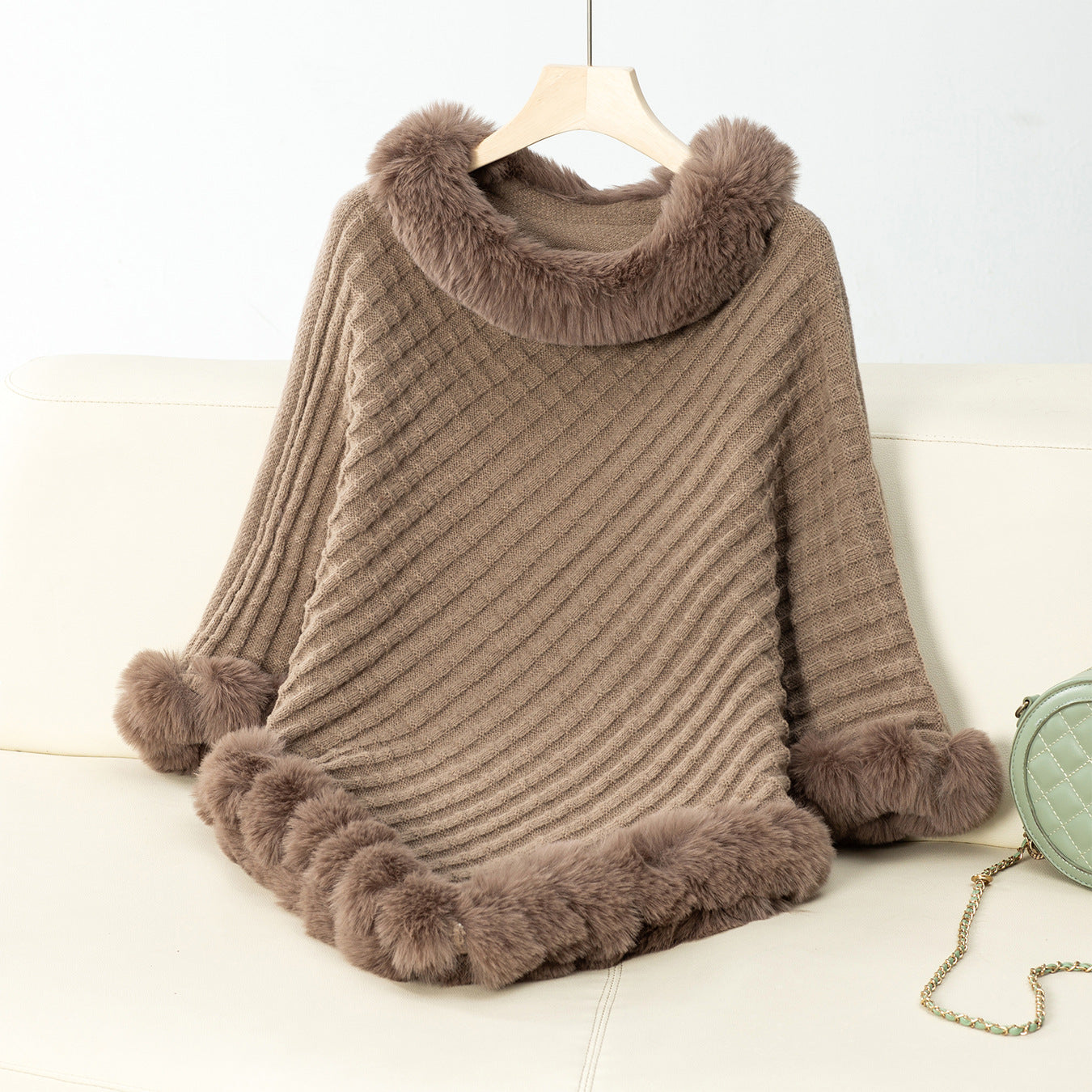 Damen kuschelige Strickdecke mit luxuriösem Kunstfellbesatz Clinbands