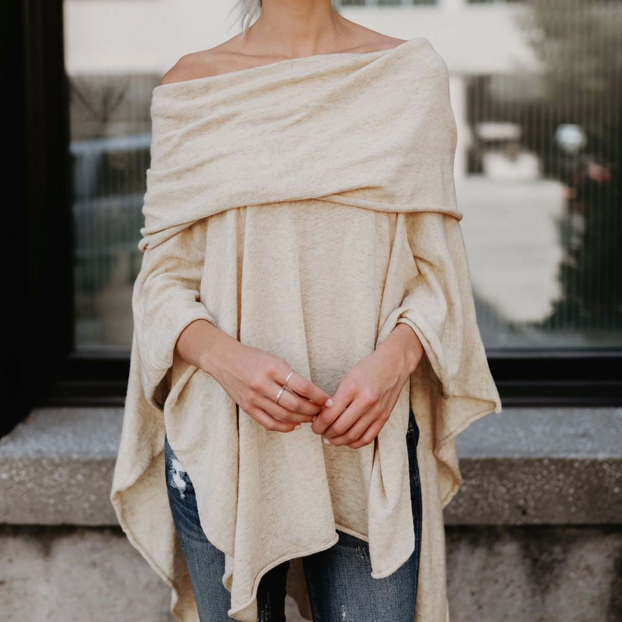 Damen lässiger Poncho mit asymmetrischem Saum Clinbands