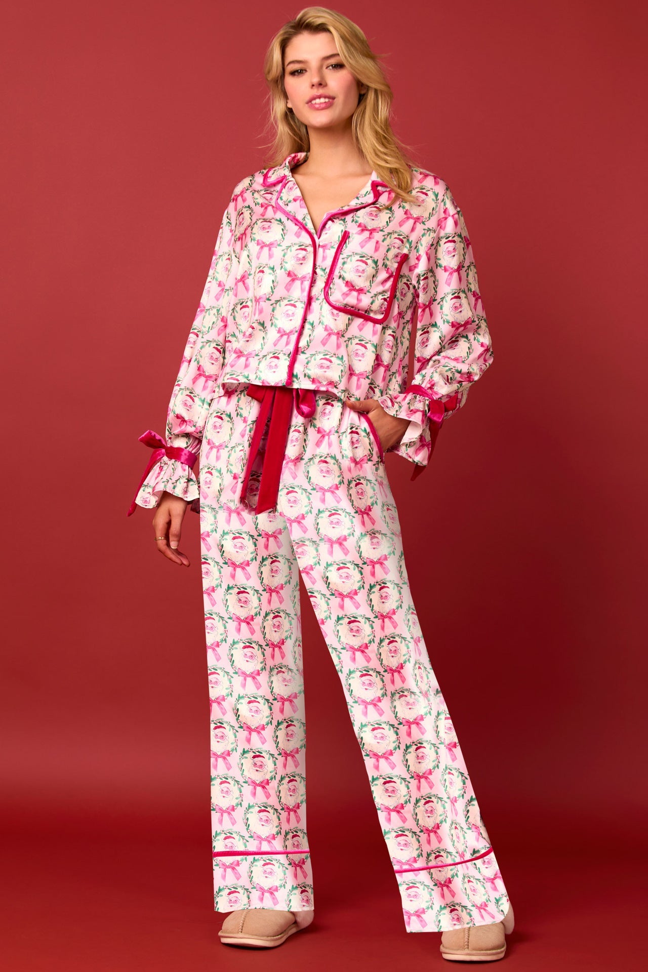 Damen luxuriöses Satin-Pyjama-Set mit niedlichem Nutcracker-Motiv Clinbands