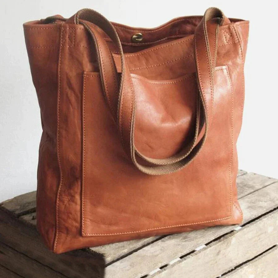Handtasche Nova aus: Eleganz und Funktionalität für einen täglichen Stil