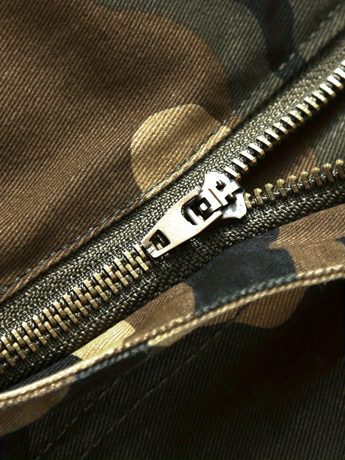 Herren Camouflage-Cargohose – Multitaschen-Utility-Design
