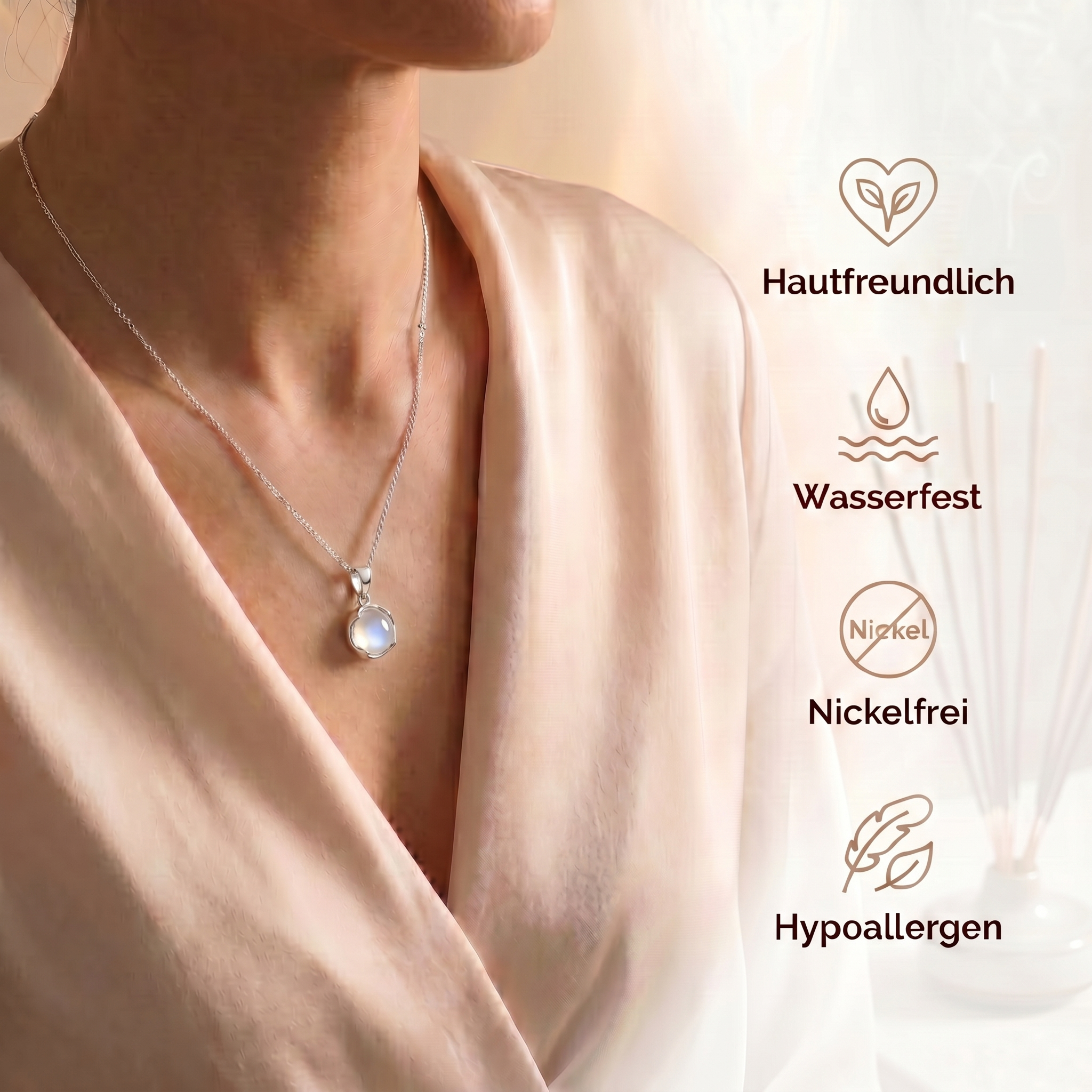 Mondstein Halskette - Medallion