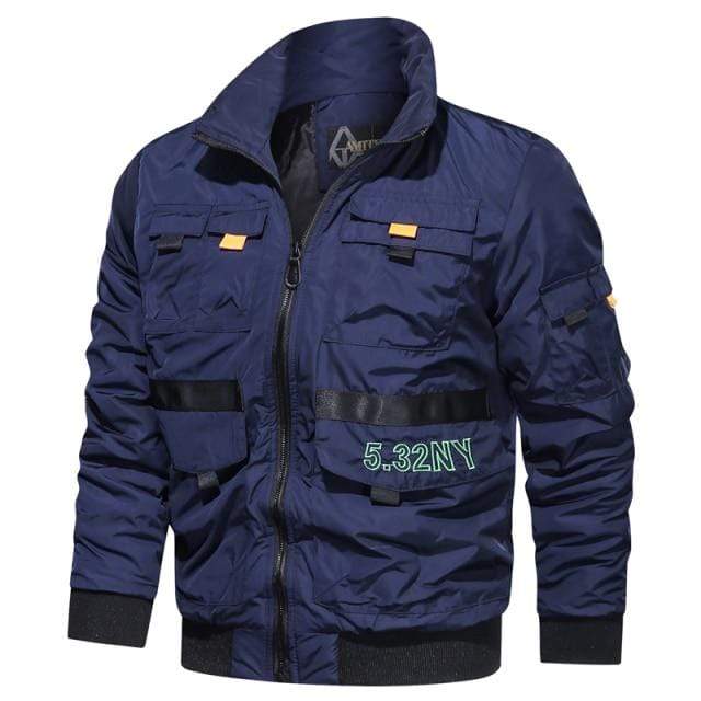Bomberjacke im Militarylook