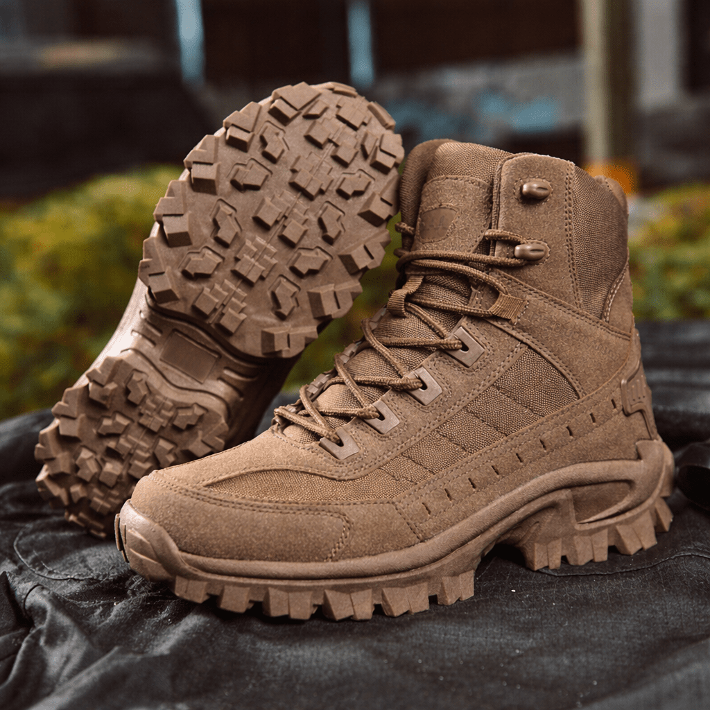 Wasserdichte Tactical-Wanderstiefel aus Wildleder