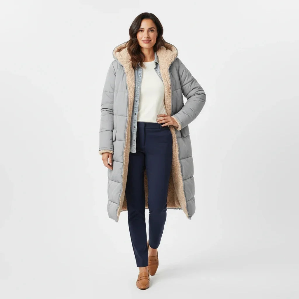 Lange Steppjacke mit Kapuze und Sherpa-Futter für Damen
